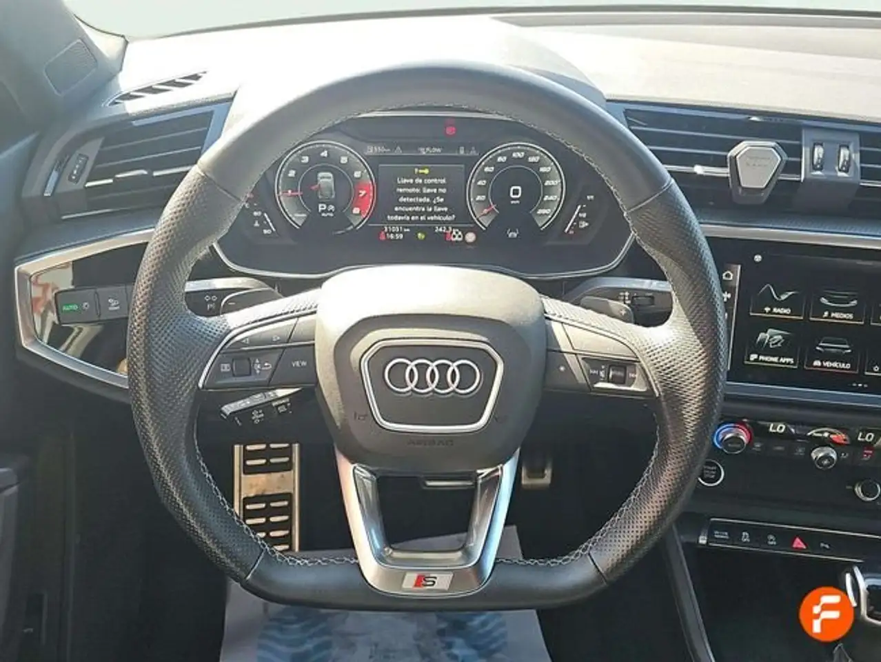 Audi Q3 35 TFSI S line S tronic — Vehicle gallery 11