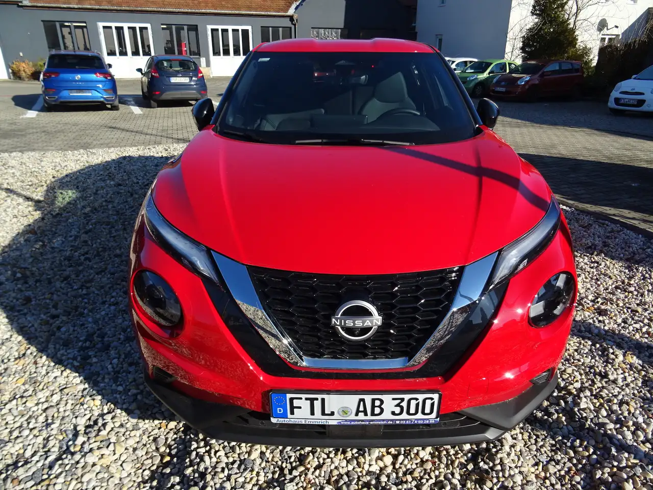 Nissan Juke N-Connecta Tech Winter — Vehicle gallery 8