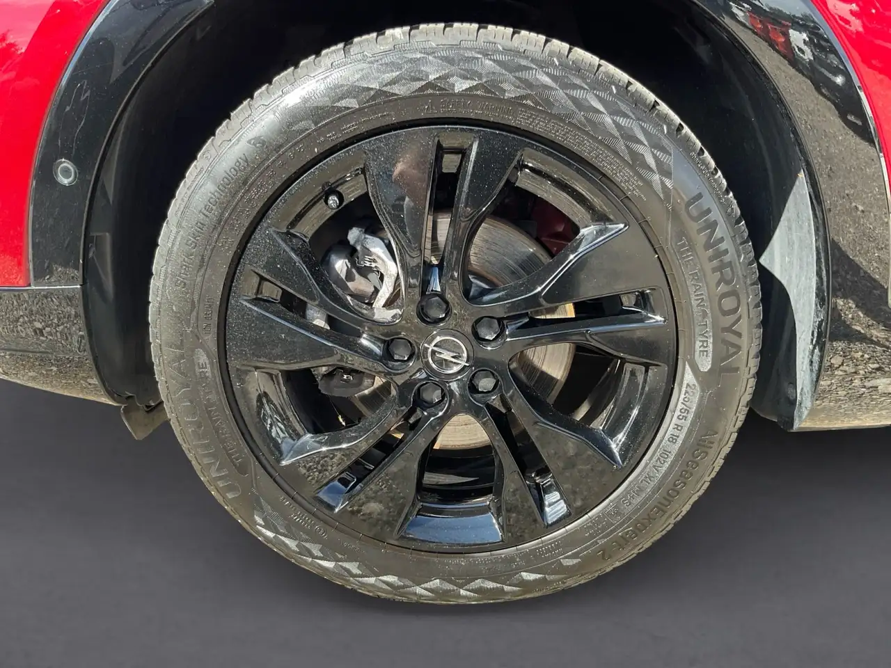 Opel Grandland 1.2 Allwetterreifen, Anhängerkupplung — Galería del vehículo 16
