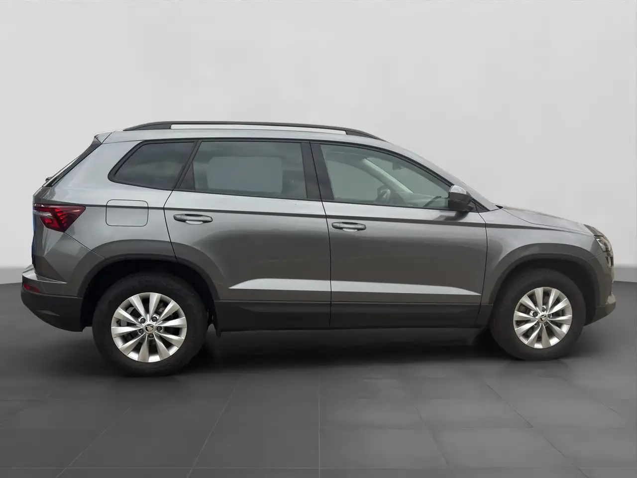 Skoda Karoq Selection DSG RFK ,LHZ,elektr. Heckklappe — Galería del vehículo 5