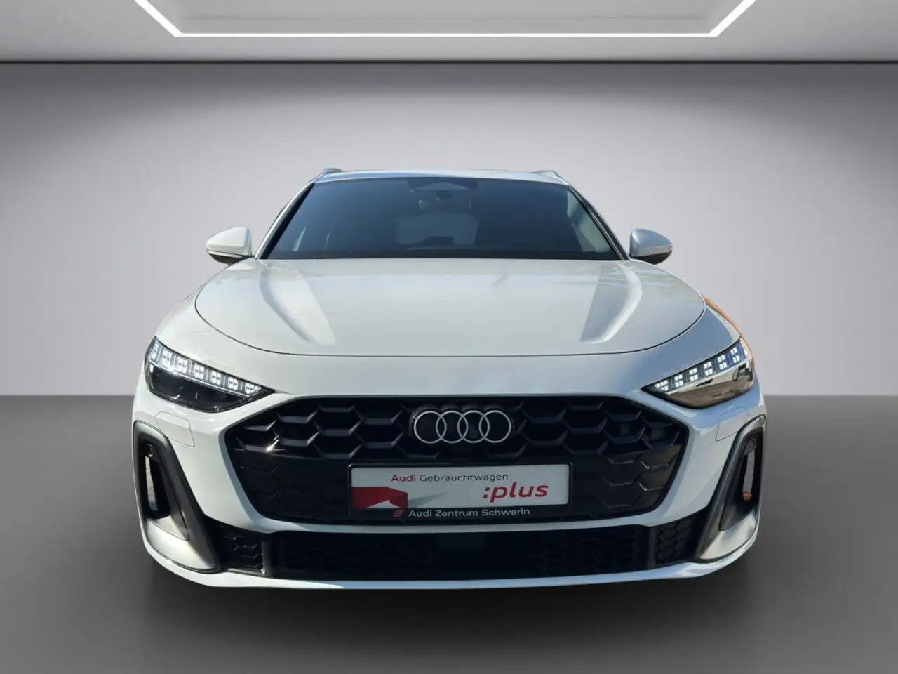 Audi A5 Avant 2.0 TFSI Tech S line — Vehicle gallery 8