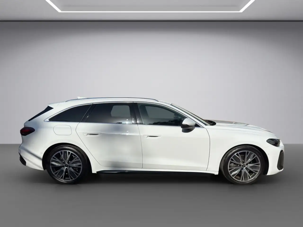Audi A5 Avant 2.0 TFSI Tech S line — Vehicle gallery 6