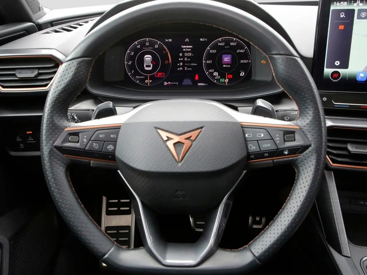 CUPRA Leon Sportstourer VZ 2.0 TSI 19" AHK BEATS Navi+VC L... — Galerie du véhicule 15