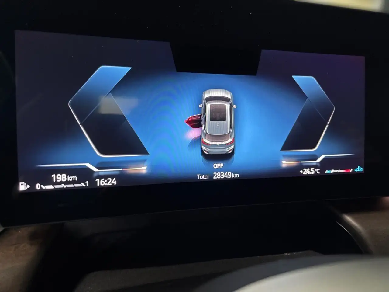 BMW 218 --Pano/DrivingProf/eSitze/19LM — Galería del vehículo 21