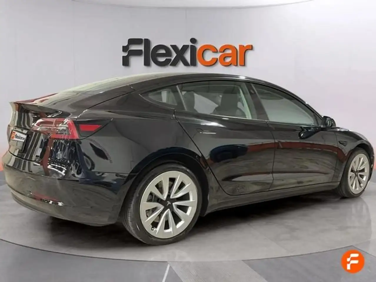 Tesla Model 3 RWD — Galerie du véhicule 8