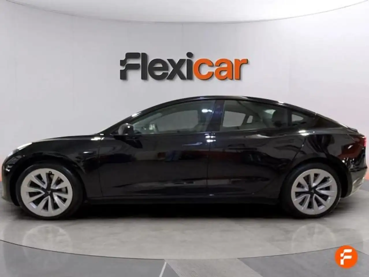 Tesla Model 3 RWD — Galerie du véhicule 4