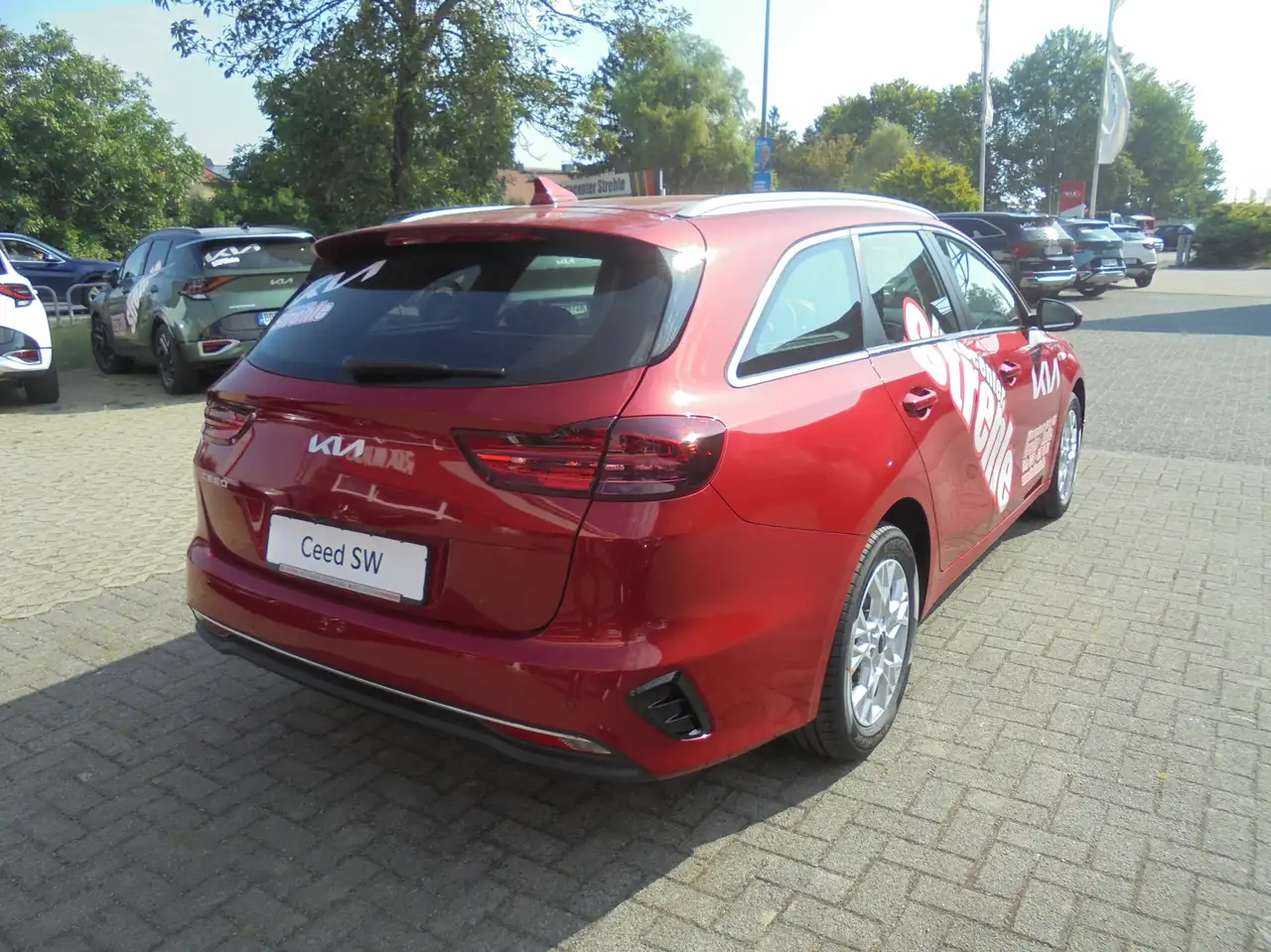 Kia Ceed SW / cee'd SW 1.0 T-GDI Vision 6MT 100PS Komfort+ — معرض صور السيارة 4