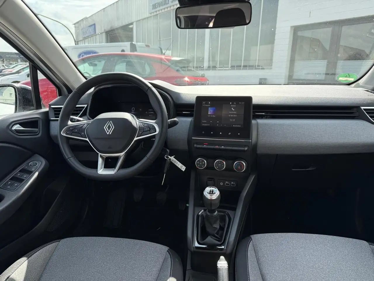 Renault Clio Evolution ALLWETTER KAMERA CARPLAY DAB+ — Galería del vehículo 11