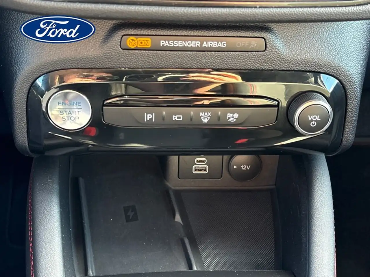 Ford Kuga 2.5 Duratec FHEV ST-Line 4x2 Aut. — معرض صور السيارة 18