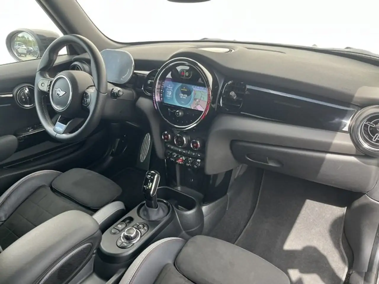 MINI John Cooper Works Aut. — معرض صور السيارة 8