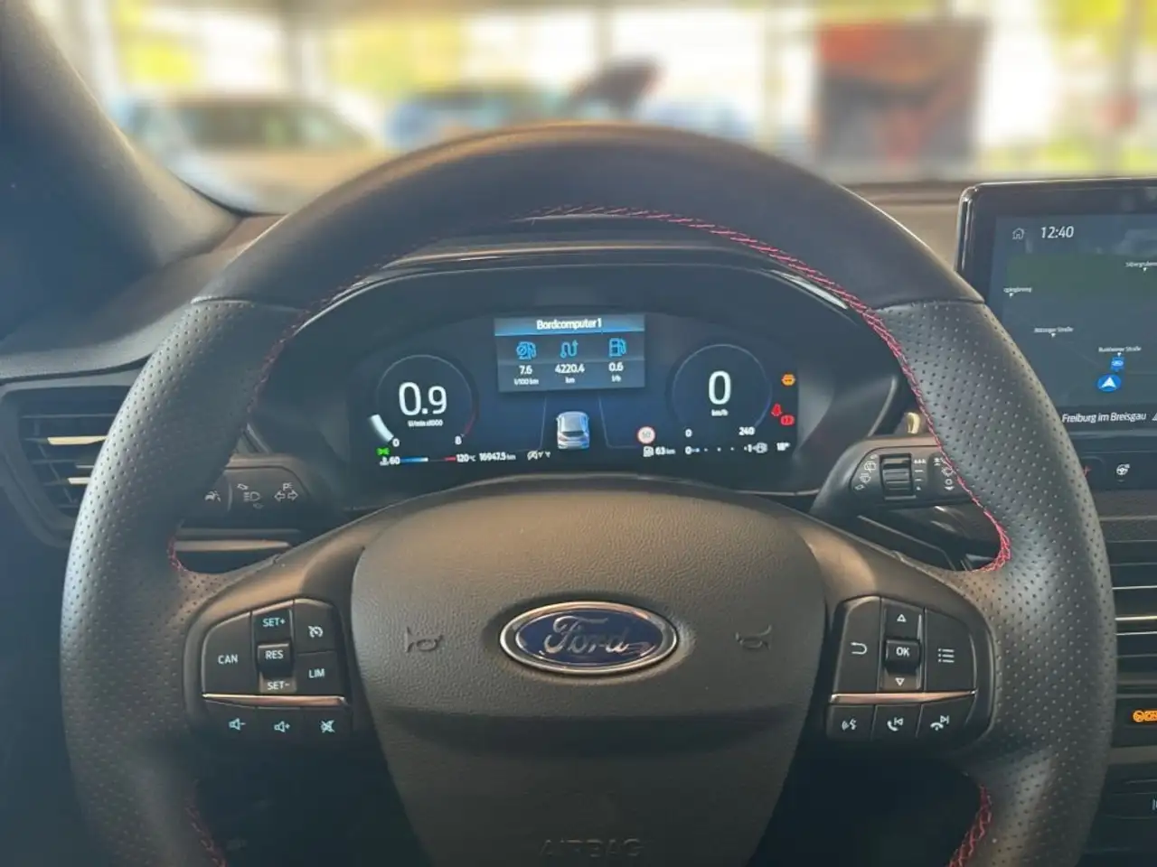 Ford Focus Turnier 1.0 EcoBoost Hybrid ST-LINE X — Vehicle gallery 11