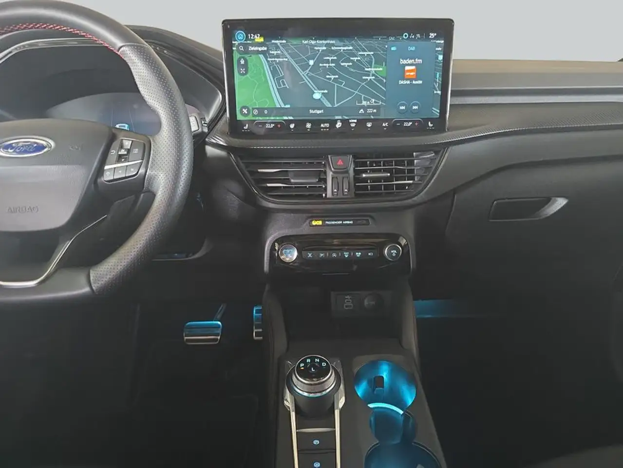 Ford Kuga 1.5 EcoBoost ST-LINE X — معرض صور السيارة 14