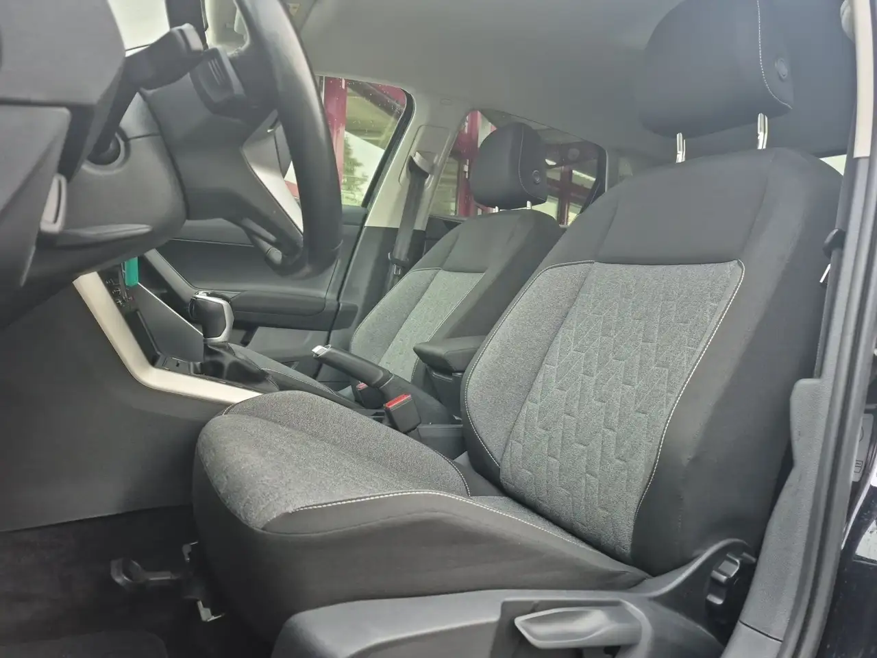 Volkswagen Polo MOVE IQ.DRIVE TSI DSG ACC+LED+NAVI-APP+SITZHZG+15 — Vehicle gallery 15