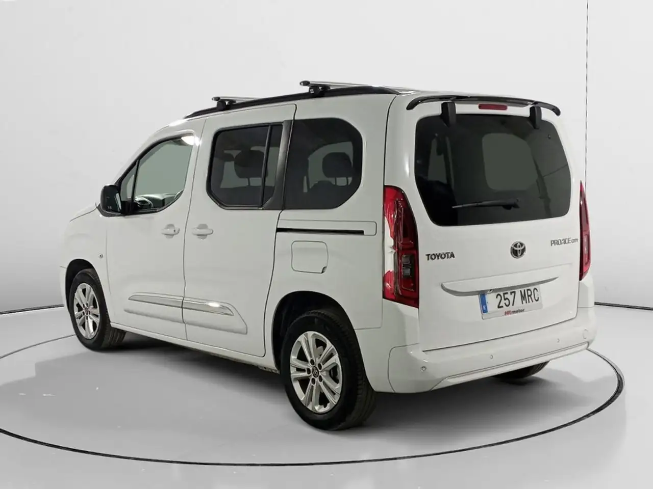 Toyota Proace Family L1 1.5D 5pl. Active — Vehicle gallery 4