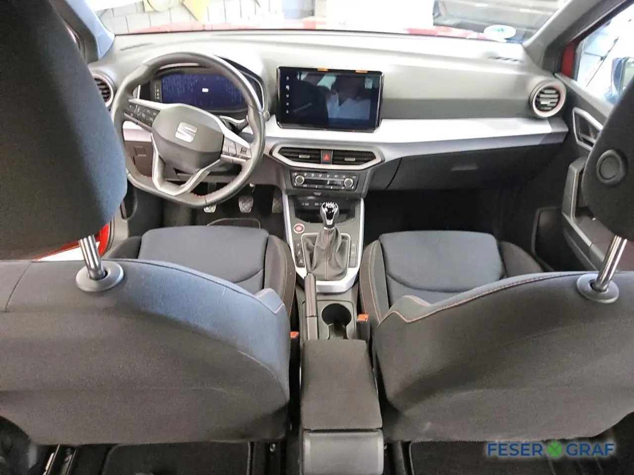 SEAT Arona 1.0 TSI FR ACC Alu 18" LED Nav RüKa Sitzh. — معرض صور السيارة 7