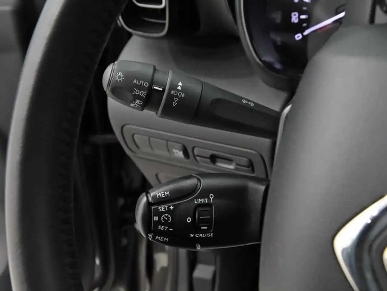 Citroen C3 Aircross Puretech S&S C-Series 110 — Vehicle gallery 16