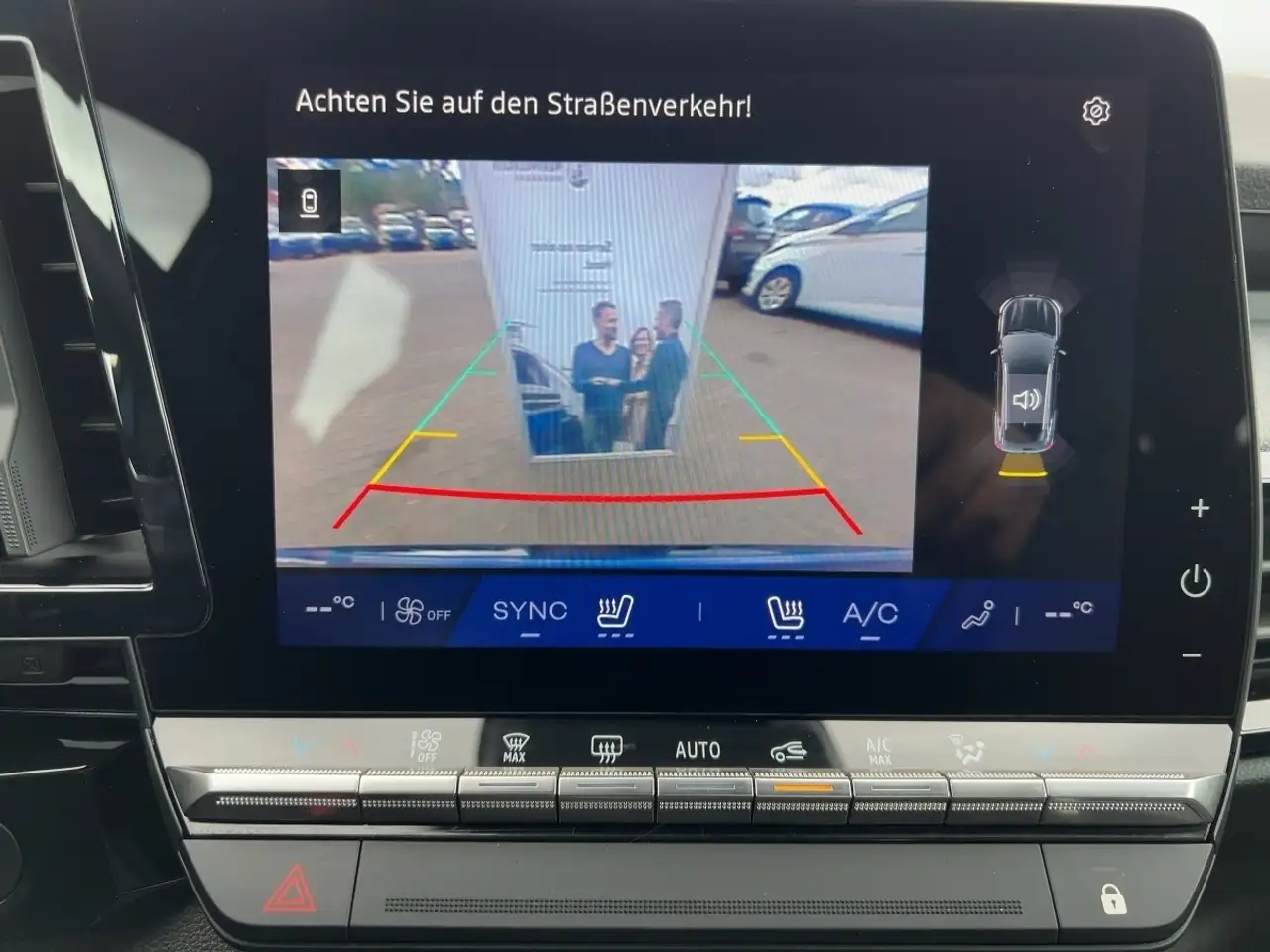 Renault Austral EVOLUTION TCe 160 AUTOMATIK SITZHEIZUNG — معرض صور السيارة 15