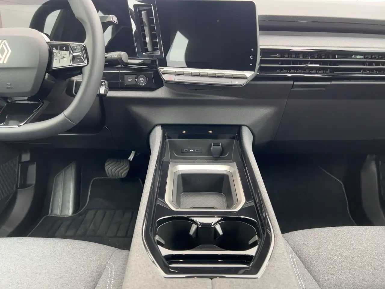 Renault Austral EVOLUTION TCe 160 AUTOMATIK SITZHEIZUNG — معرض صور السيارة 12