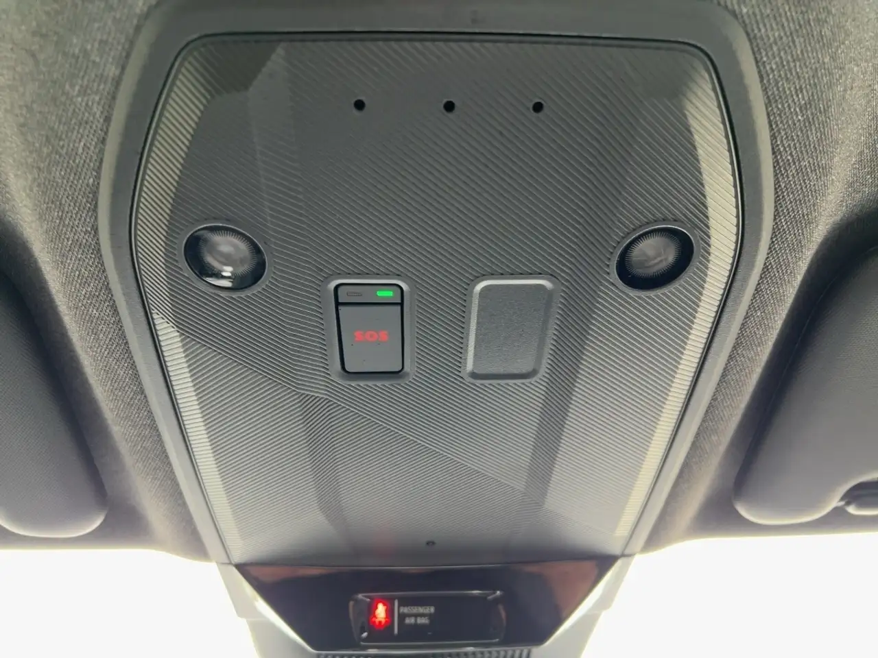 Renault Austral EVOLUTION TCe 160 AUTOMATIK SITZHEIZUNG — معرض صور السيارة 17