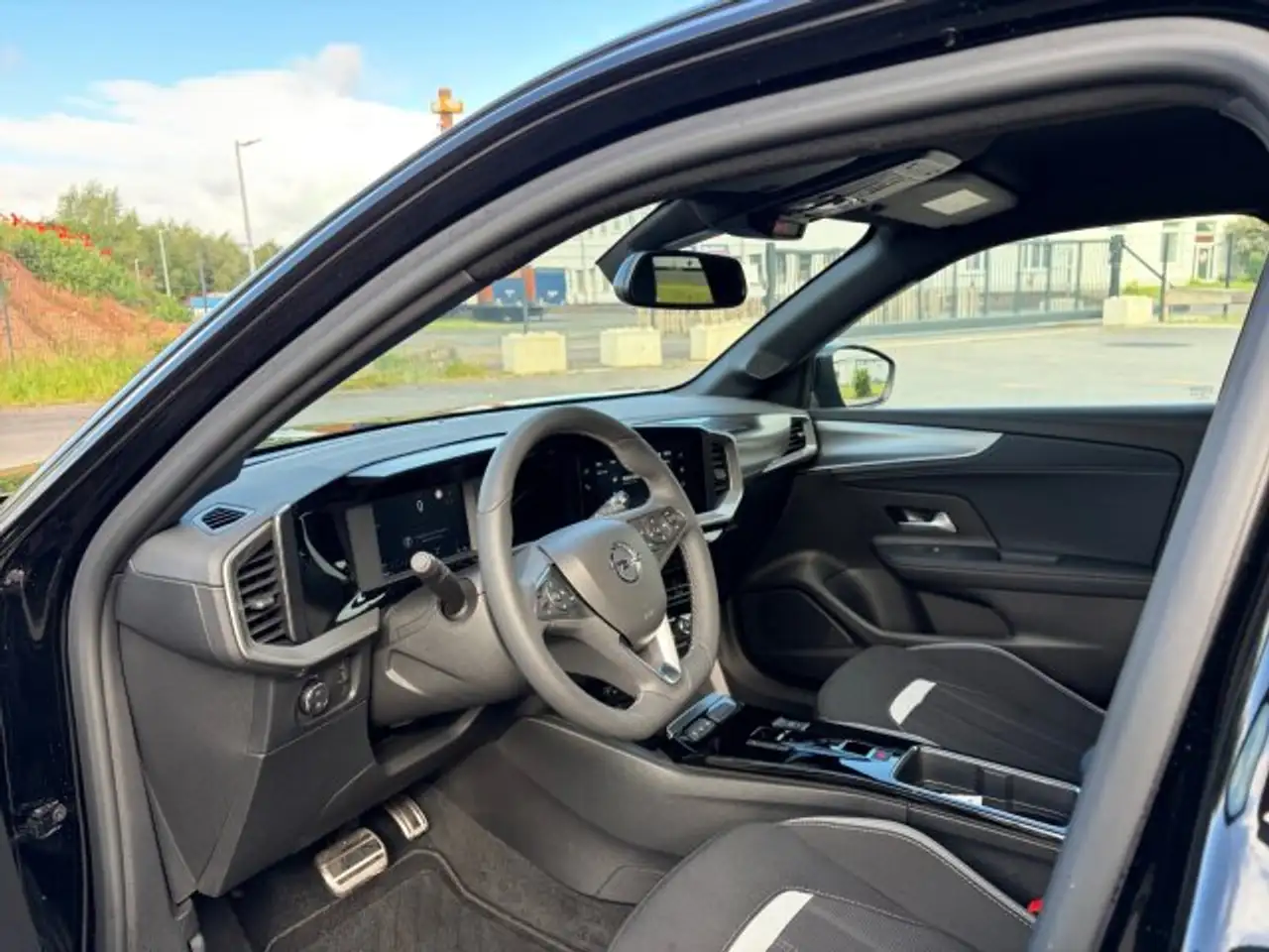 Opel Mokka Mokka 1.2 GS +180°Kamera+Sitzheizung+LHZ+LED+ — معرض صور السيارة 7