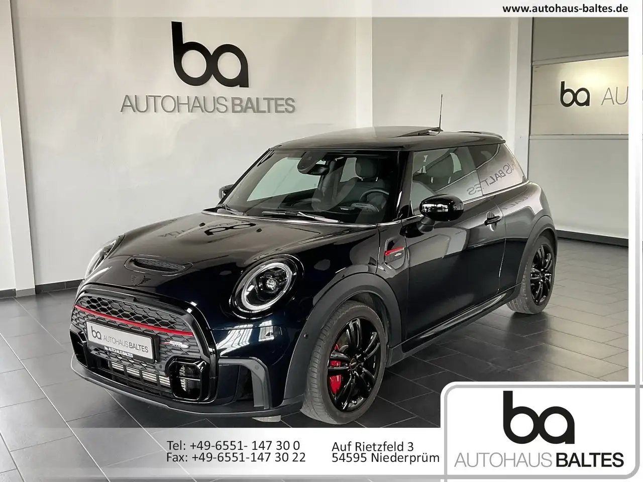 MINI John Cooper Works JCW 17"/Pano/Park/HuD/Navi/LED/Kam/Black — Prüm