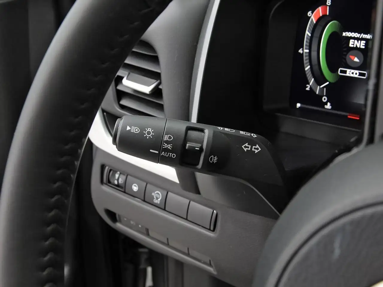 Nissan Qashqai DIG-T 103kW N-Connecta — Galerie du véhicule 14