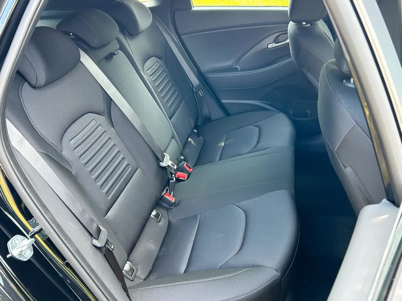 Hyundai i30 1.0 T-GDI Advantage *Navi*SmartKey*ACC*LED* — معرض صور السيارة 23