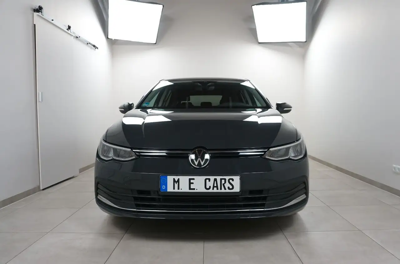 Volkswagen Golf VIII Lim. Move eTSI LED ACC PDC AMBIENTE — Vehicle gallery 5