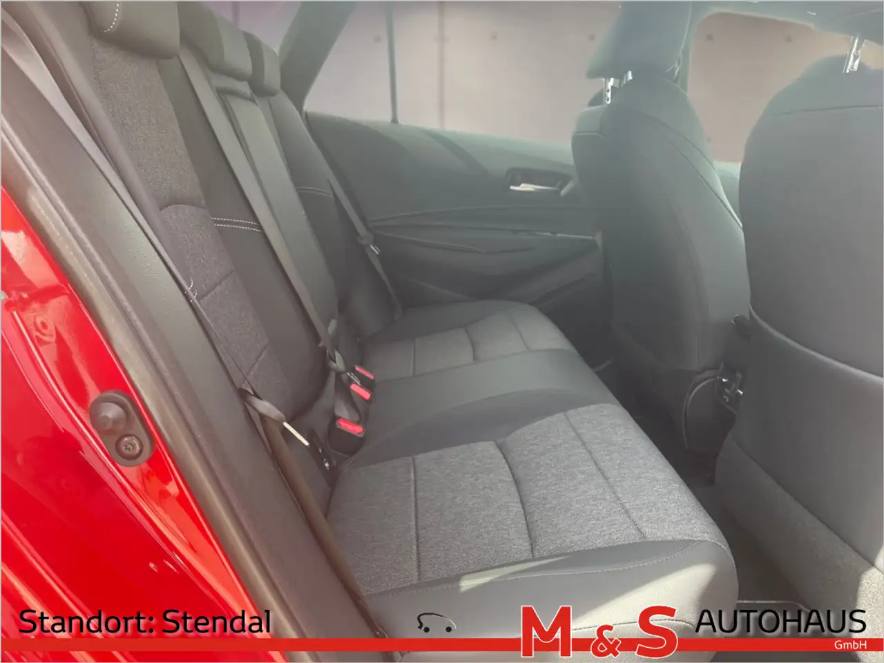 Toyota Corolla Touring Sports 1.8 Hybrid Team D NAVI — معرض صور السيارة 12