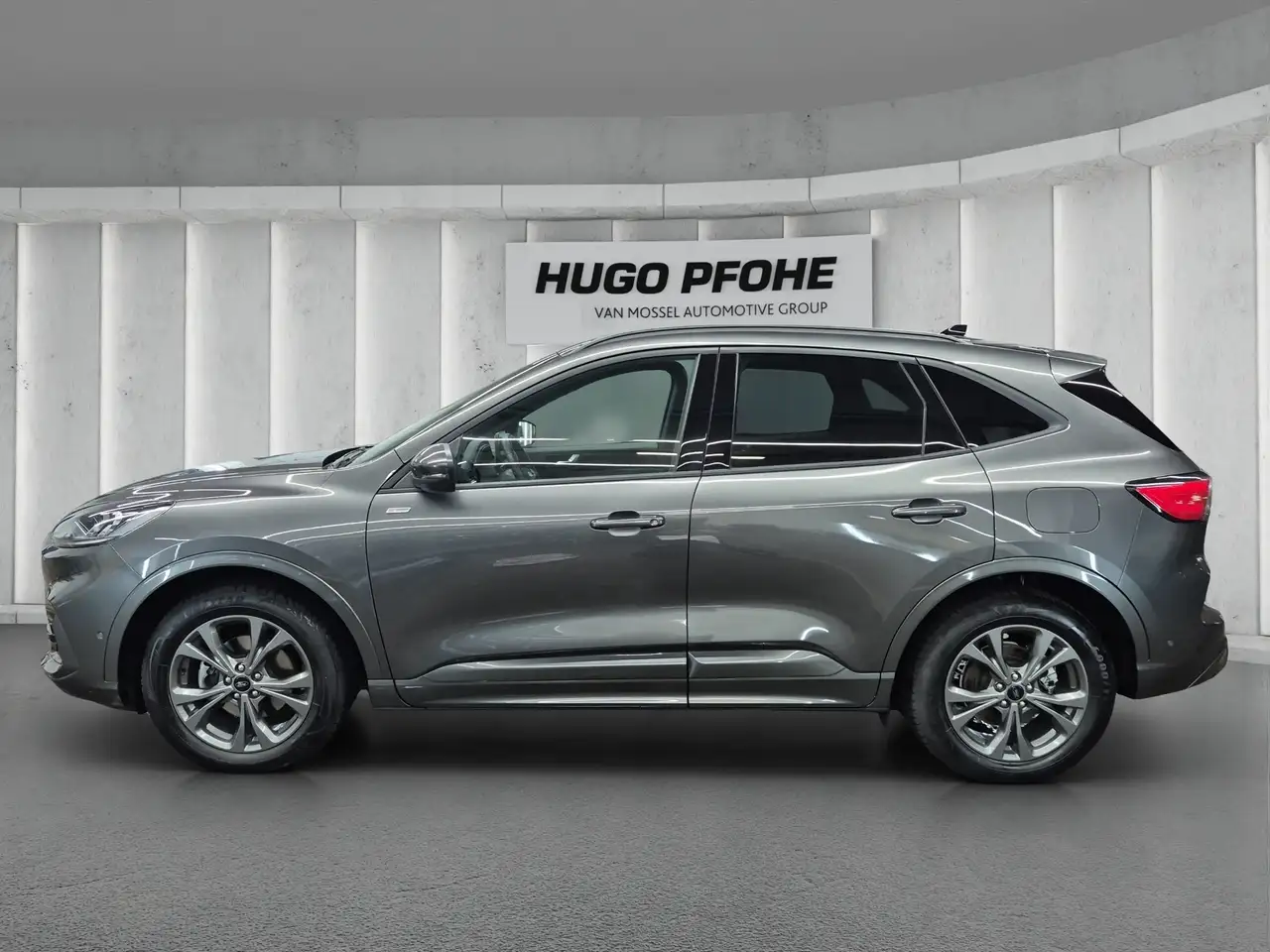 Ford Kuga ST-Line X*PANO*AHK*KAM*ACC*NAVI*SOUND-SYS. — معرض صور السيارة 2