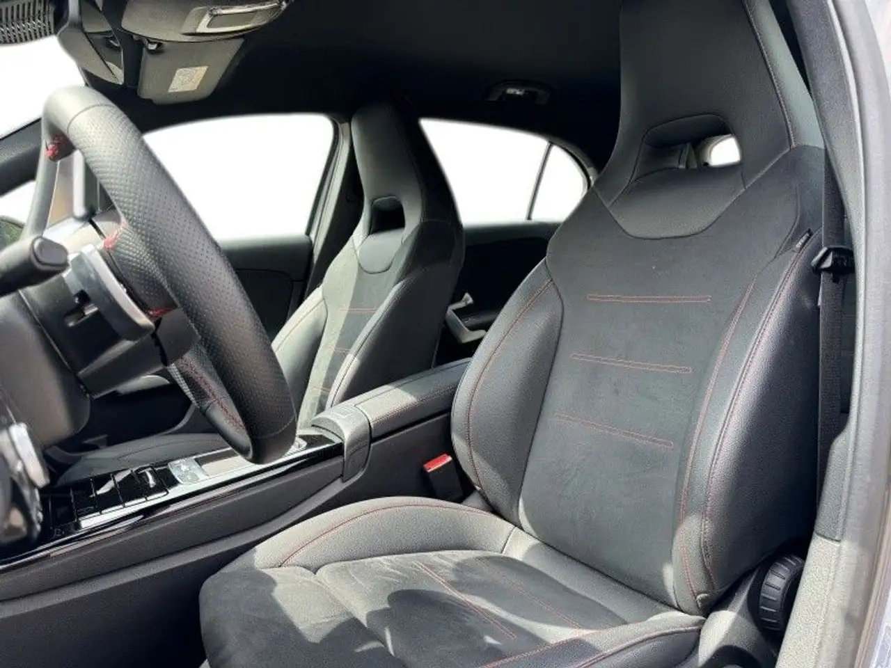 Mercedes-Benz A 250 A A 250 e — Vehicle gallery 18
