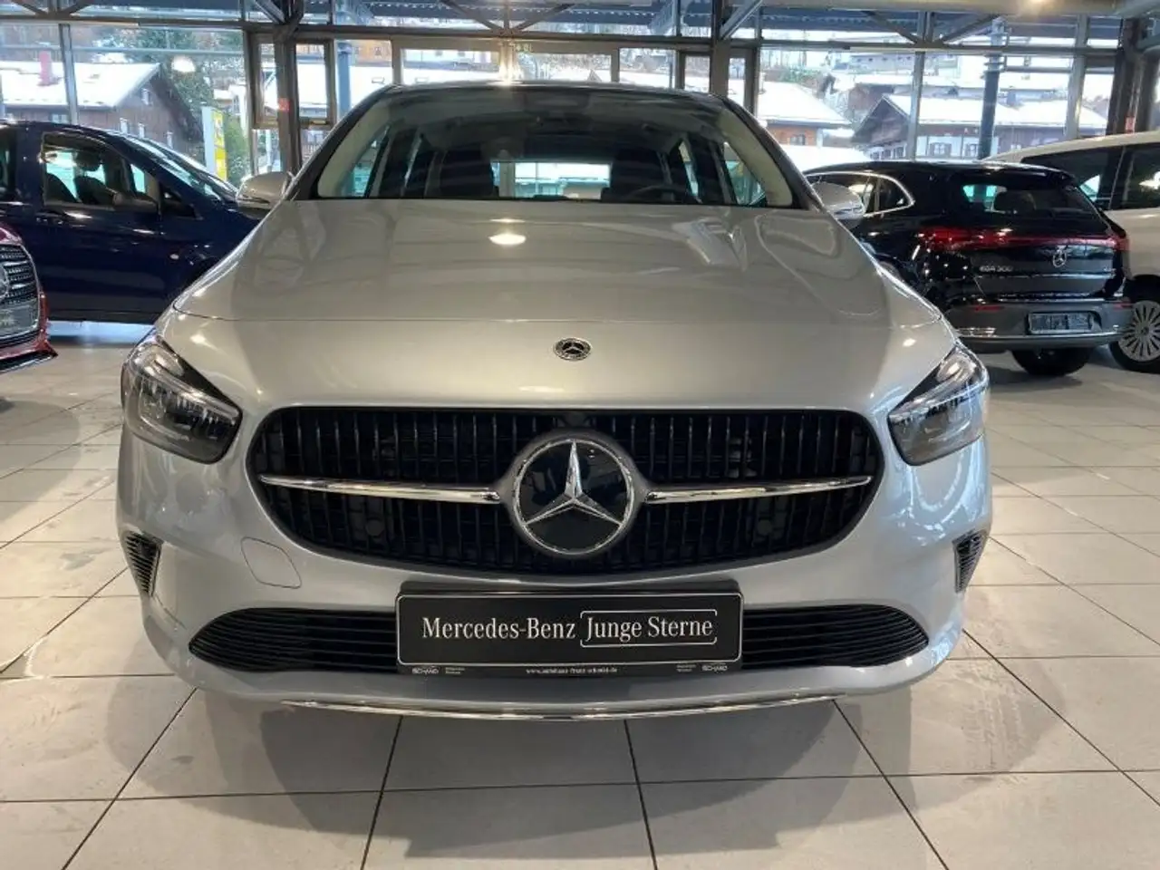 Mercedes-Benz B 180 Progressive Advanced AHK LED EASY-Pack ACC — معرض صور السيارة 3