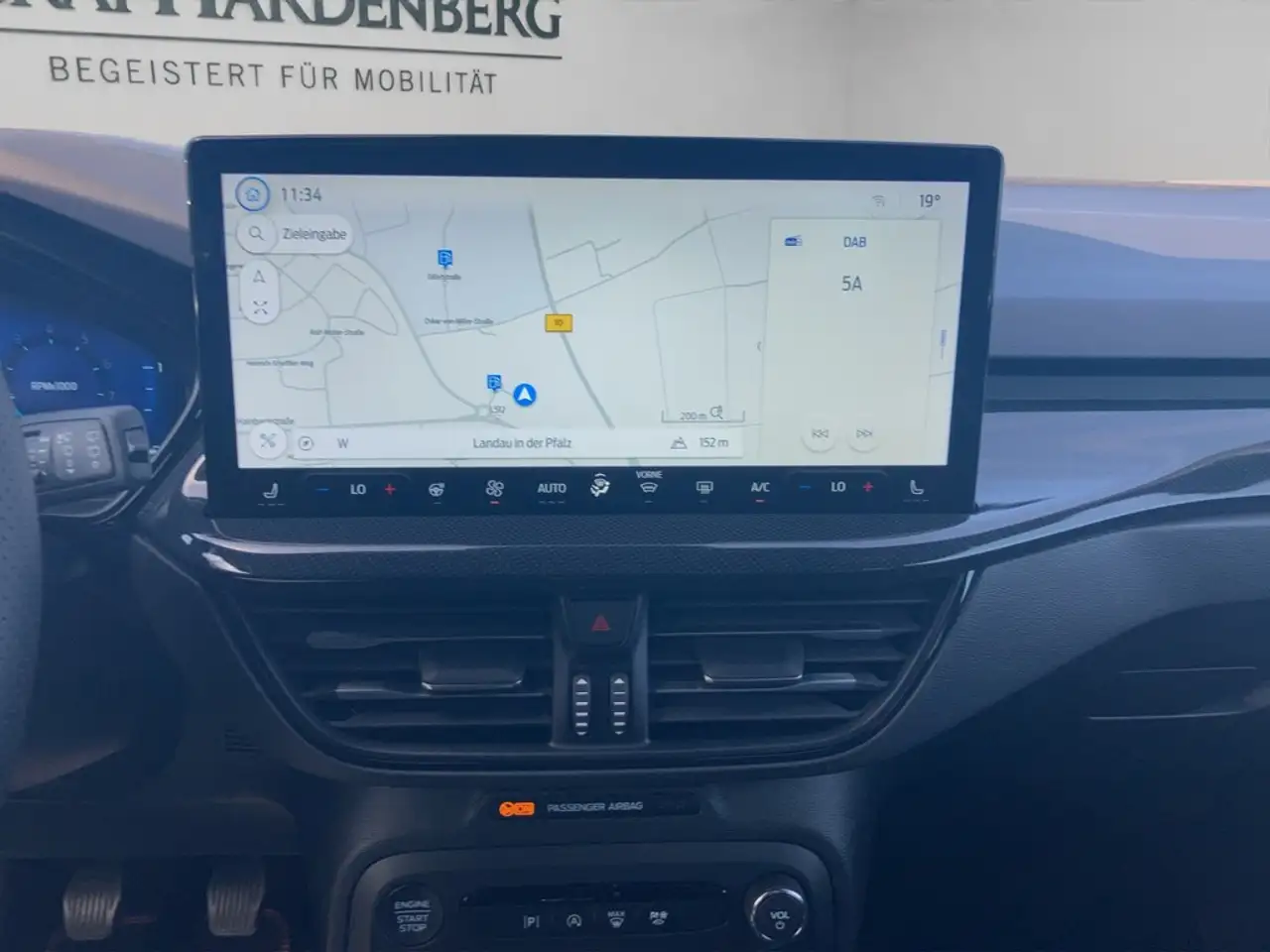 Ford Focus Turnier 1.0 ST-Line X AHK Allwetter PDC — معرض صور السيارة 15