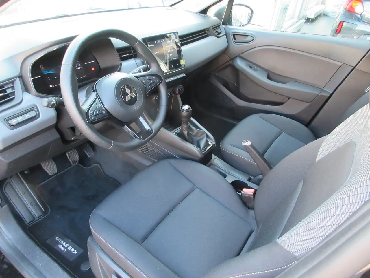 Mitsubishi Colt 1.0 Basis LED/Klima — معرض صور السيارة 7