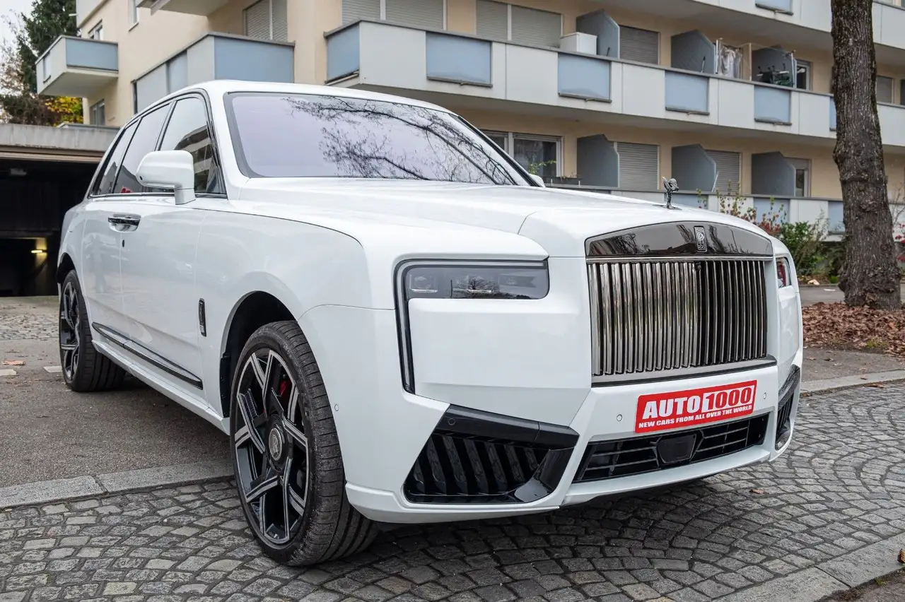 Rolls-Royce Cullinan II / FACELIFT / 4 SEATS / BLACK BADGE — معرض صور السيارة 9