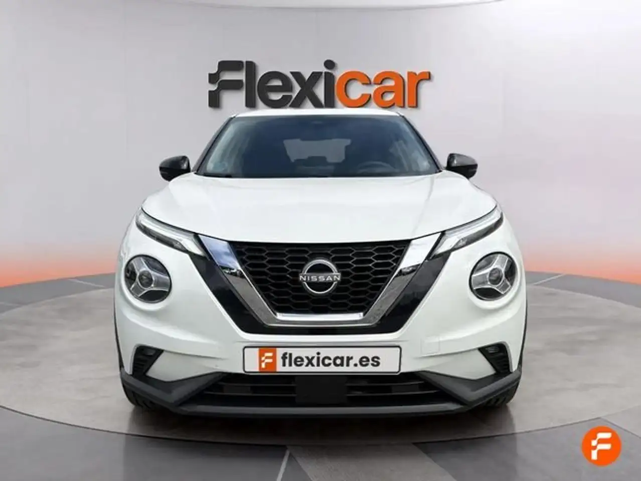 Nissan Juke DIG-T 84 kW (114 CV) 6M/T Acenta — معرض صور السيارة 2