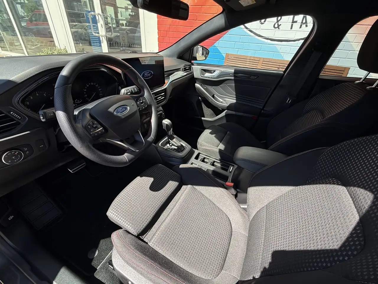 Ford Focus Turnier ST-Line MHEV/LED/Ergositz/ACC/B&O — معرض صور السيارة 10