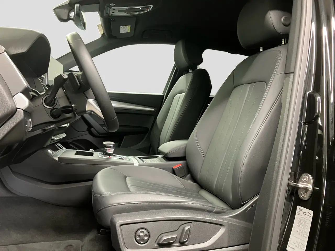 Audi Q5 40 TFSI quattro advanced Matrix AHK 360° Carp — Galería del vehículo 10