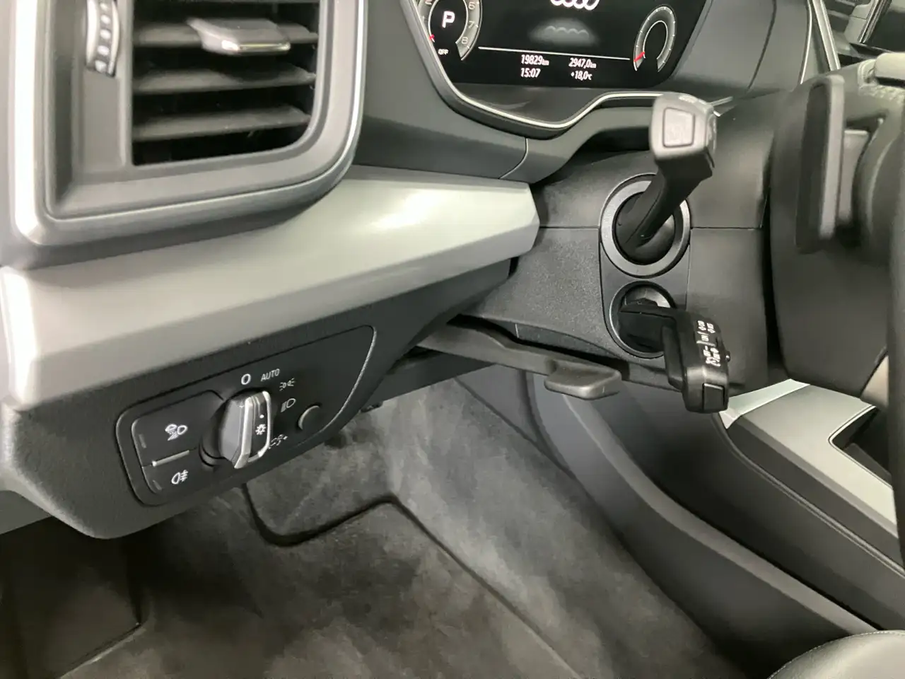 Audi Q5 40 TFSI quattro advanced Matrix AHK 360° Carp — Galería del vehículo 13