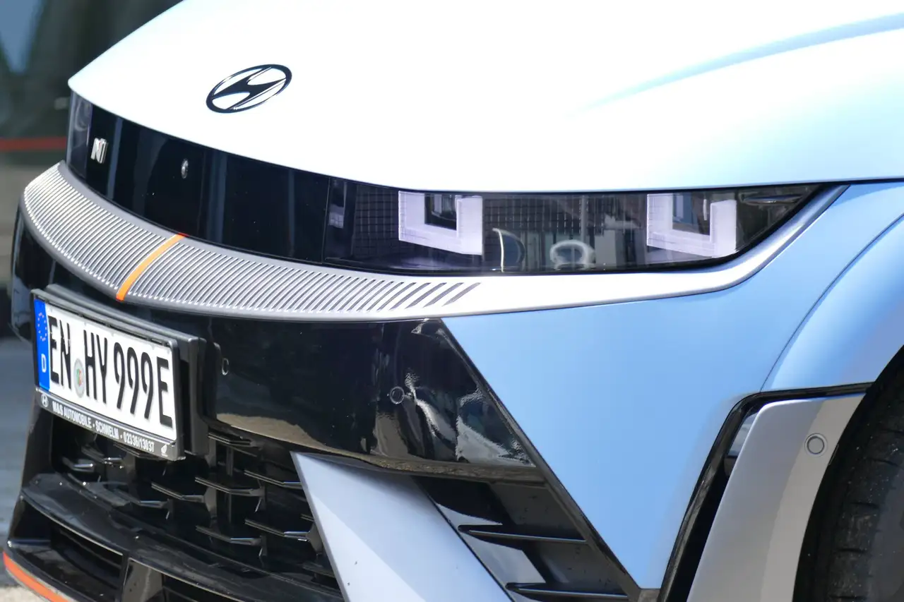 Hyundai IONIQ 5 N 4x4 High Performance Paket °800 V Technologie-Werks Garantie 2029° — Vehicle gallery 12