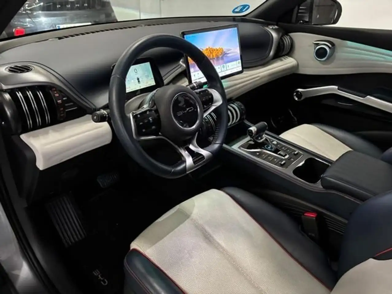 BYD Atto 3 Comfort 150kW 60kWh — Galería del vehículo 12