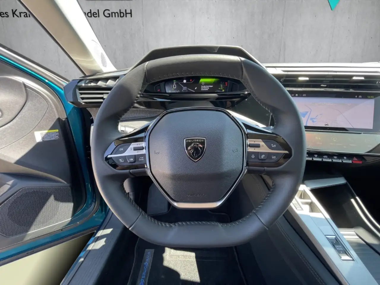 Peugeot 408 Allure PureTech 130 EAT8 Navi LED ACC Apple CarPla — Vehicle gallery 10