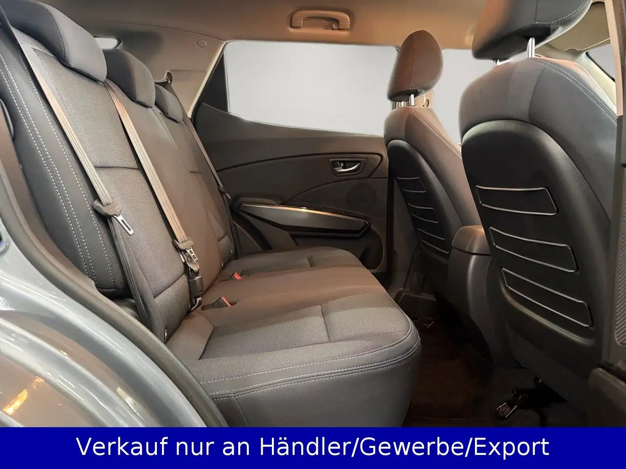 SsangYong Tivoli Grand Tivoli 1.5 T-GDI 1.Hand Automatik LED SHZ — معرض صور السيارة 12