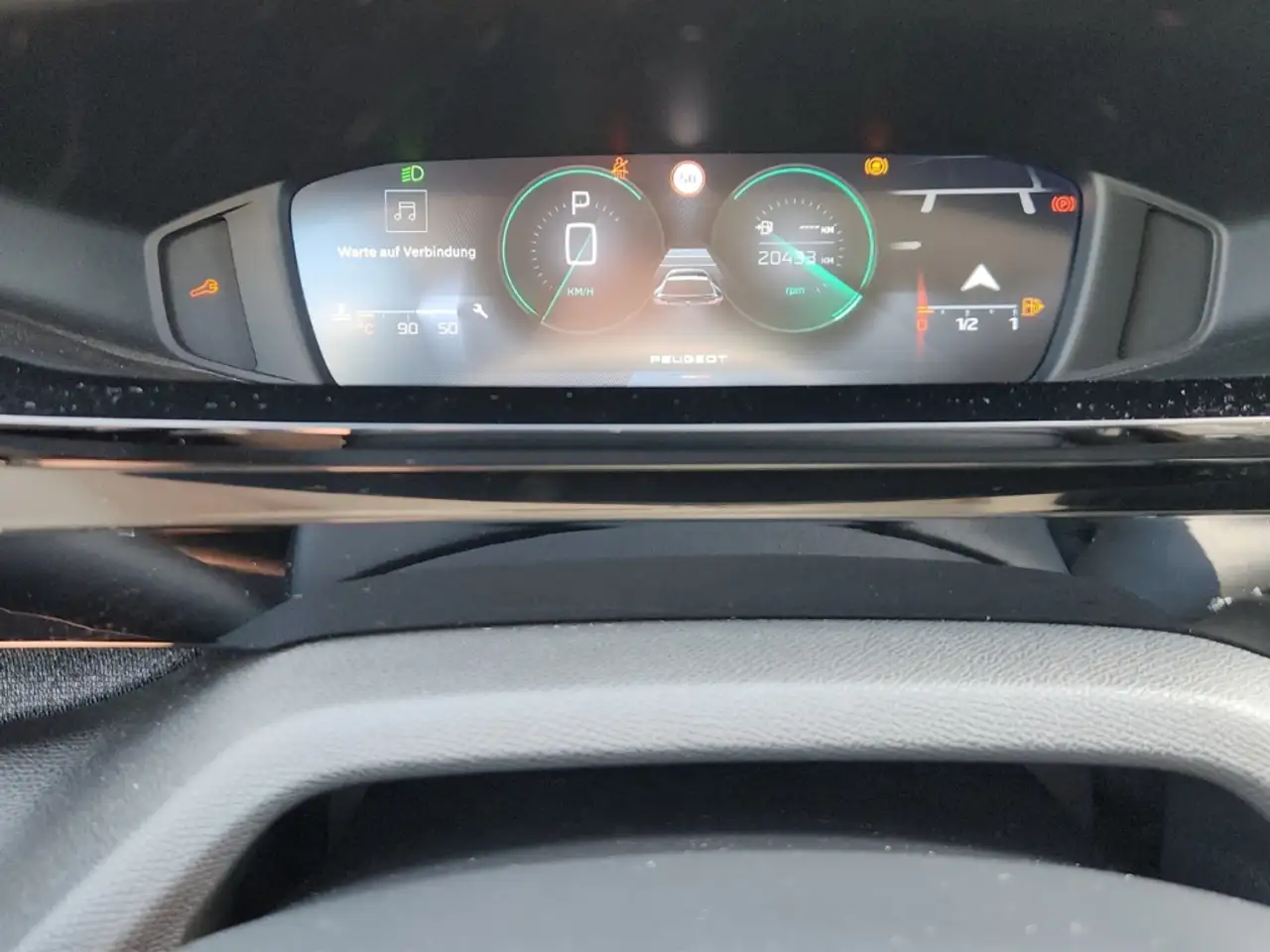 Peugeot 408 Allure PT 130 EAT8 Navi LED ACC Memory Sitze Apple — Galería del vehículo 15