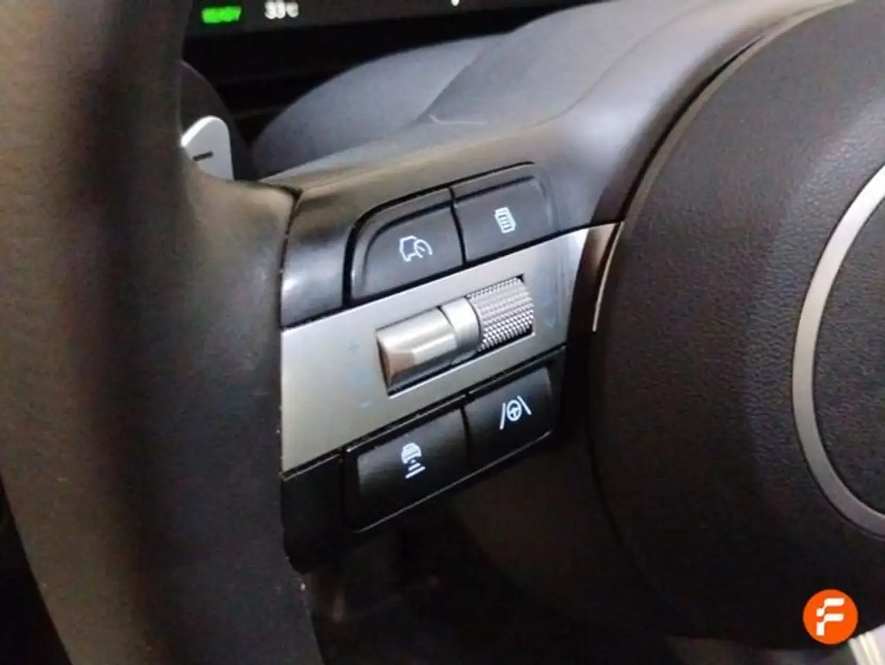 Hyundai TUCSON 1.6 CRDI 100kW (136CV) 48V Maxx DCT — Galerie du véhicule 12