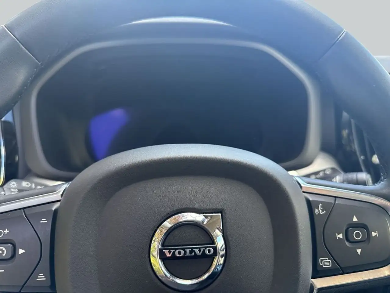 Volvo XC60 XC60 B4 B Core — Galerie du véhicule 17