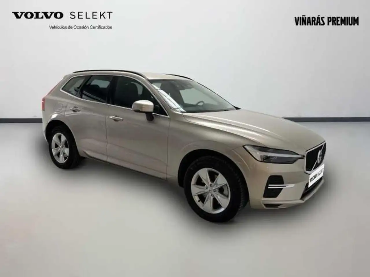 Volvo XC60 2.0 B4 D Core Auto — Galería del vehículo 6