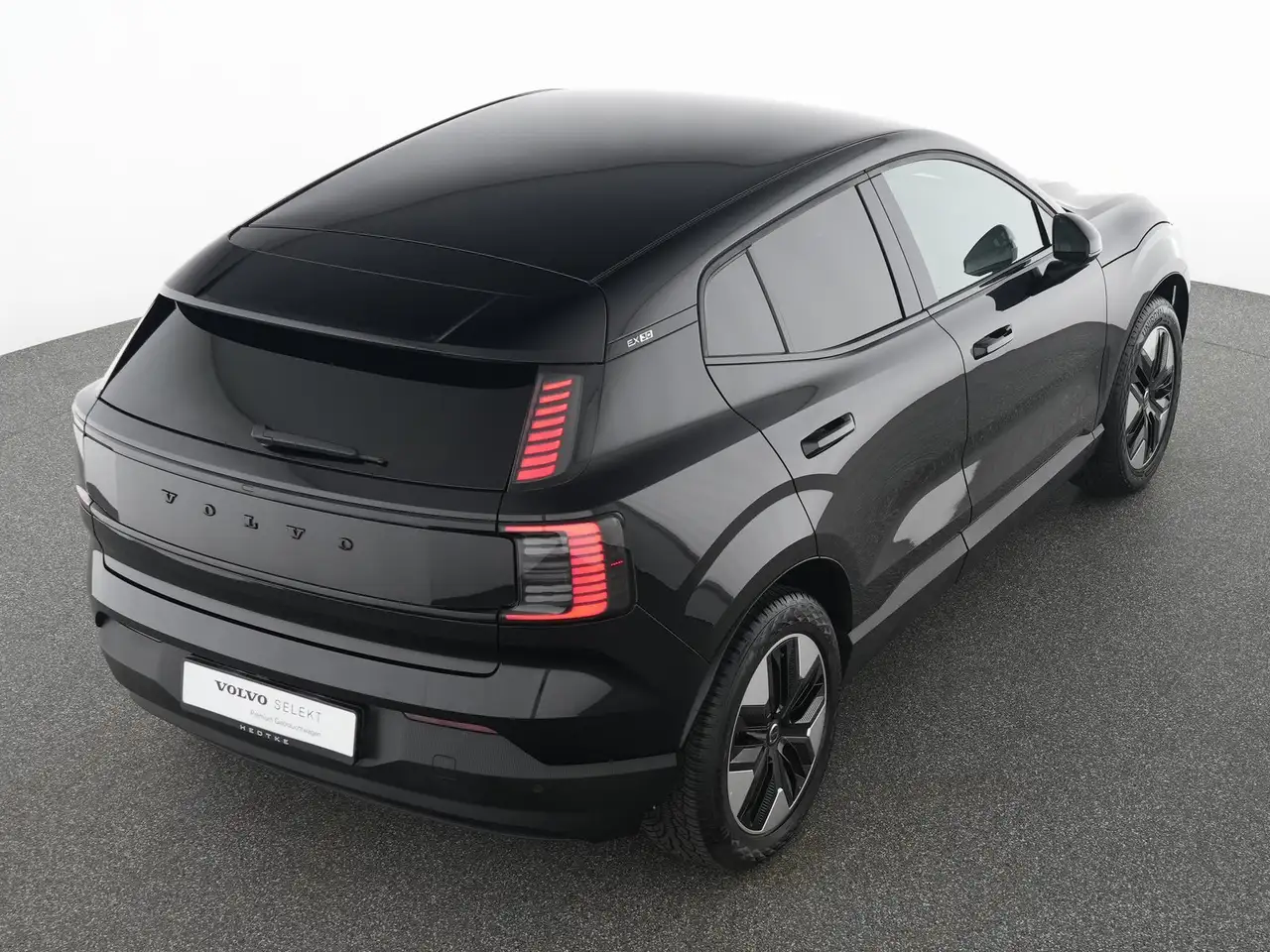 Volvo EX30 Single Motor Elektrisch Plus WÄRMEPUMPE*LED — معرض صور السيارة 19