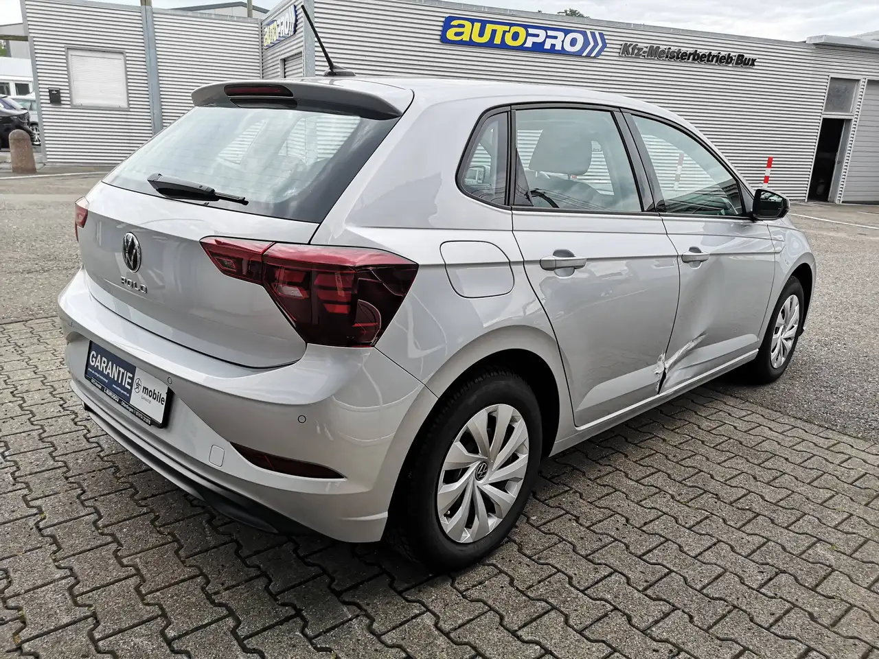 Volkswagen Polo Life — Galería del vehículo 11