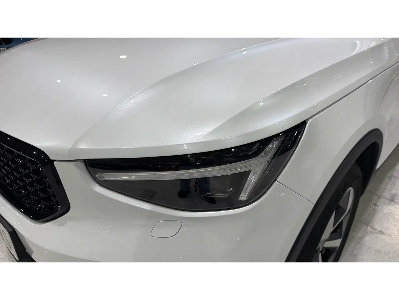 Volvo XC40 B3 Plus Aut. — معرض صور السيارة 35